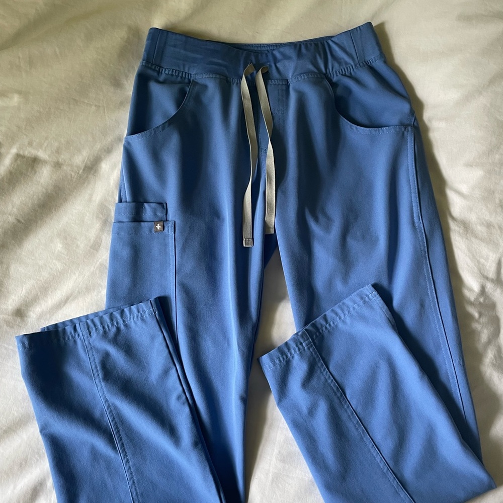 Figs Kade Cargo Scrub Pants Size XS Ceil Blue